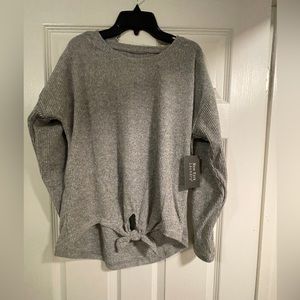 New York laundry sweater